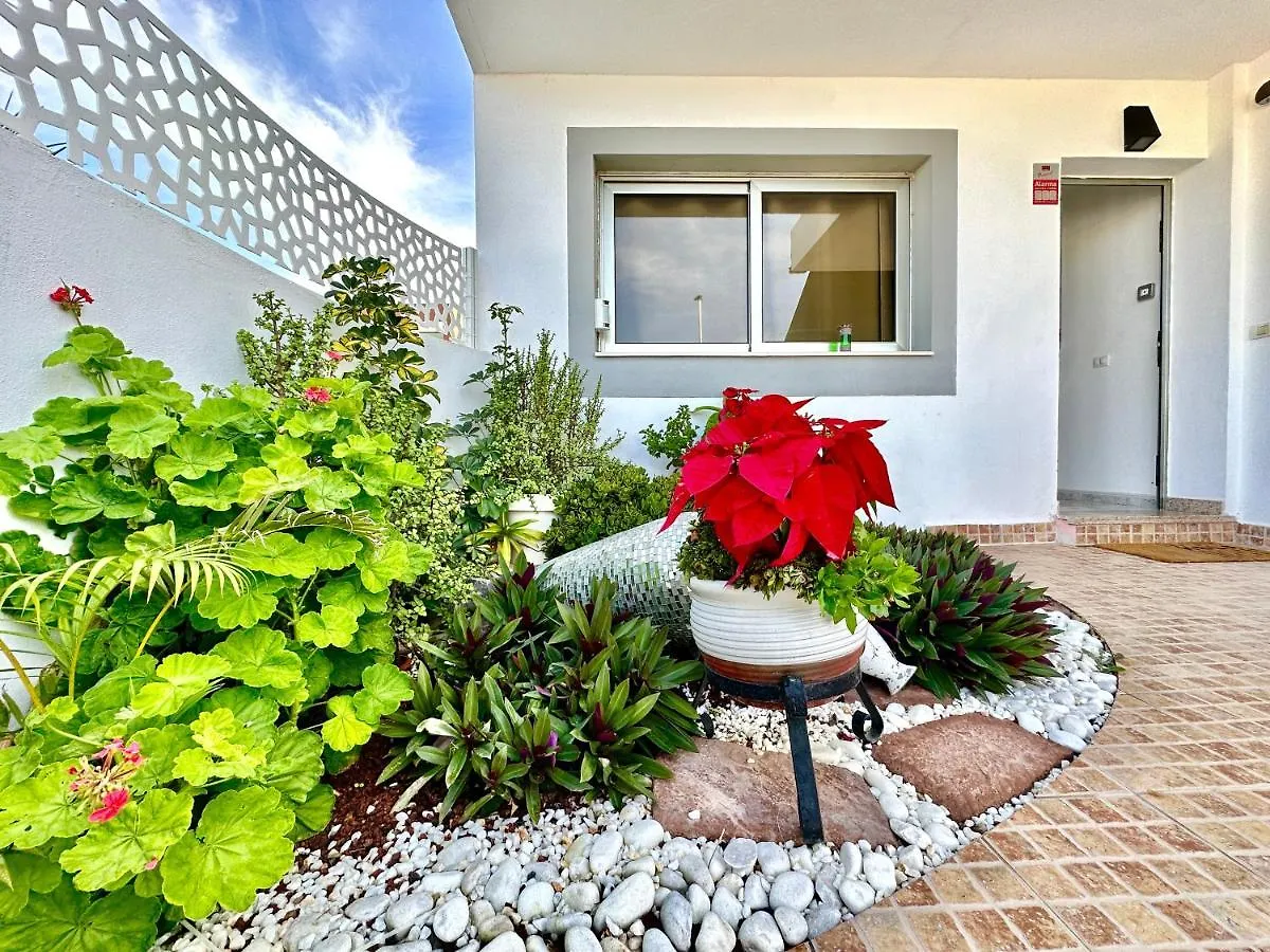 Bungalow Type Apartment With Private Pool Costa Adeje  0*, Costa Adeje (Tenerife)